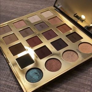 Tarte Amazonian clay palette. Gently used.